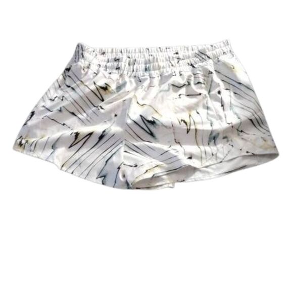 CALIA by Carrie Underwood White Athletic Shorts with Elastic Waistband - Picture 1 of 4